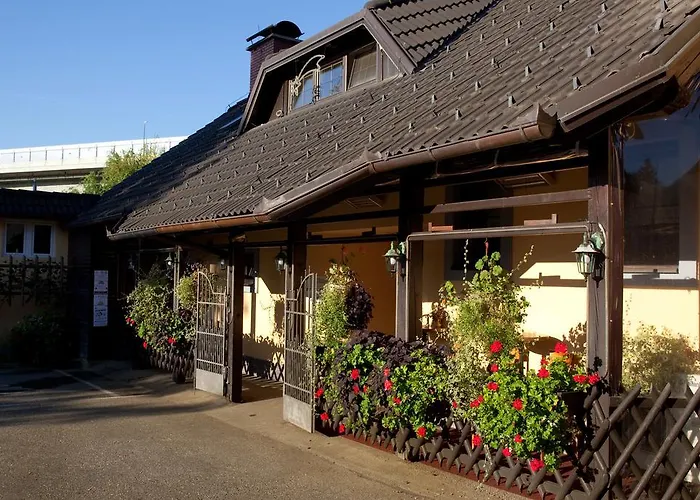 Crni Baron Pension Black Baron