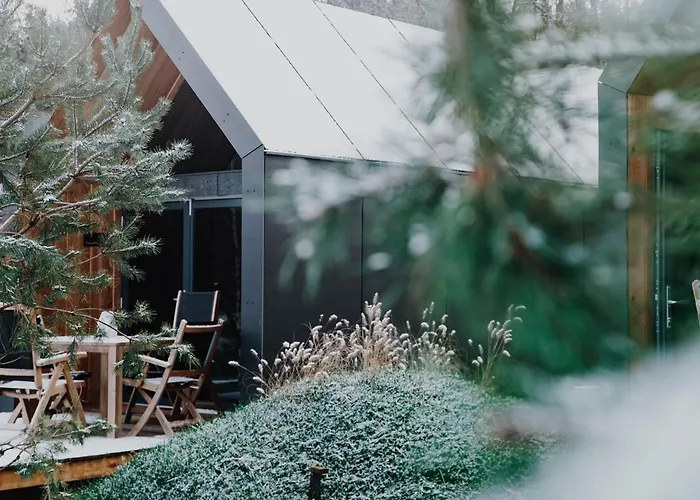 Resort: Luxury Glamping Chocolate Village